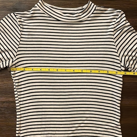 Lulu’s Anything is Posh-ible White Striped Mock Neck Long Sleeve Top Small - Picture 5 of 7